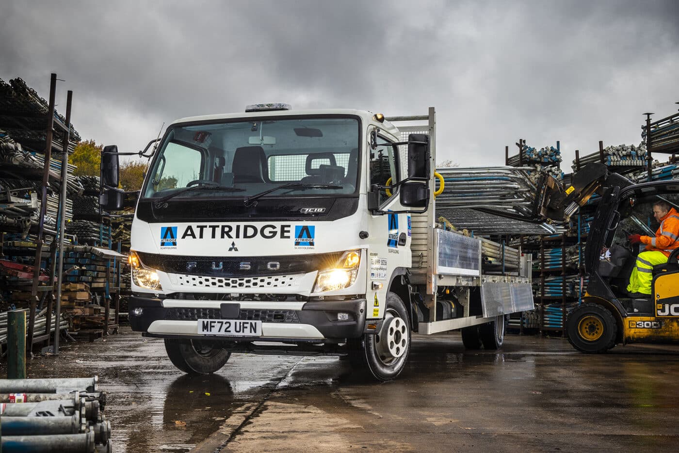 When Attridge Scaffolding needed a new 7.5-tonner, the FUSO Canter was always going to be in pole position. The vehicle’s industry-leading payload, combined with proven reliability and driver-friendly external proportions, make it ideally suited to the Staffordshire-based company’s needs.